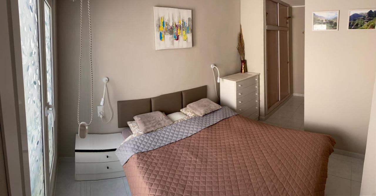 Casa Magdalena 2-Bedroom Apartament Between The Los Locos And Del Cura Beaches 또레비에하 외부 사진